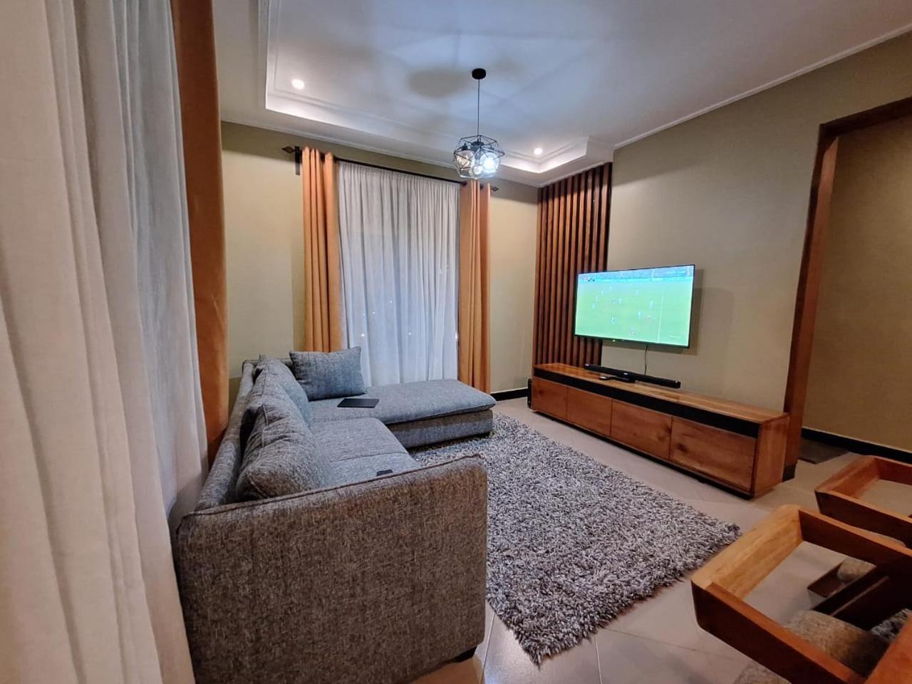At Home Suites, Moshono Arusha Nkoanrua エクステリア 写真