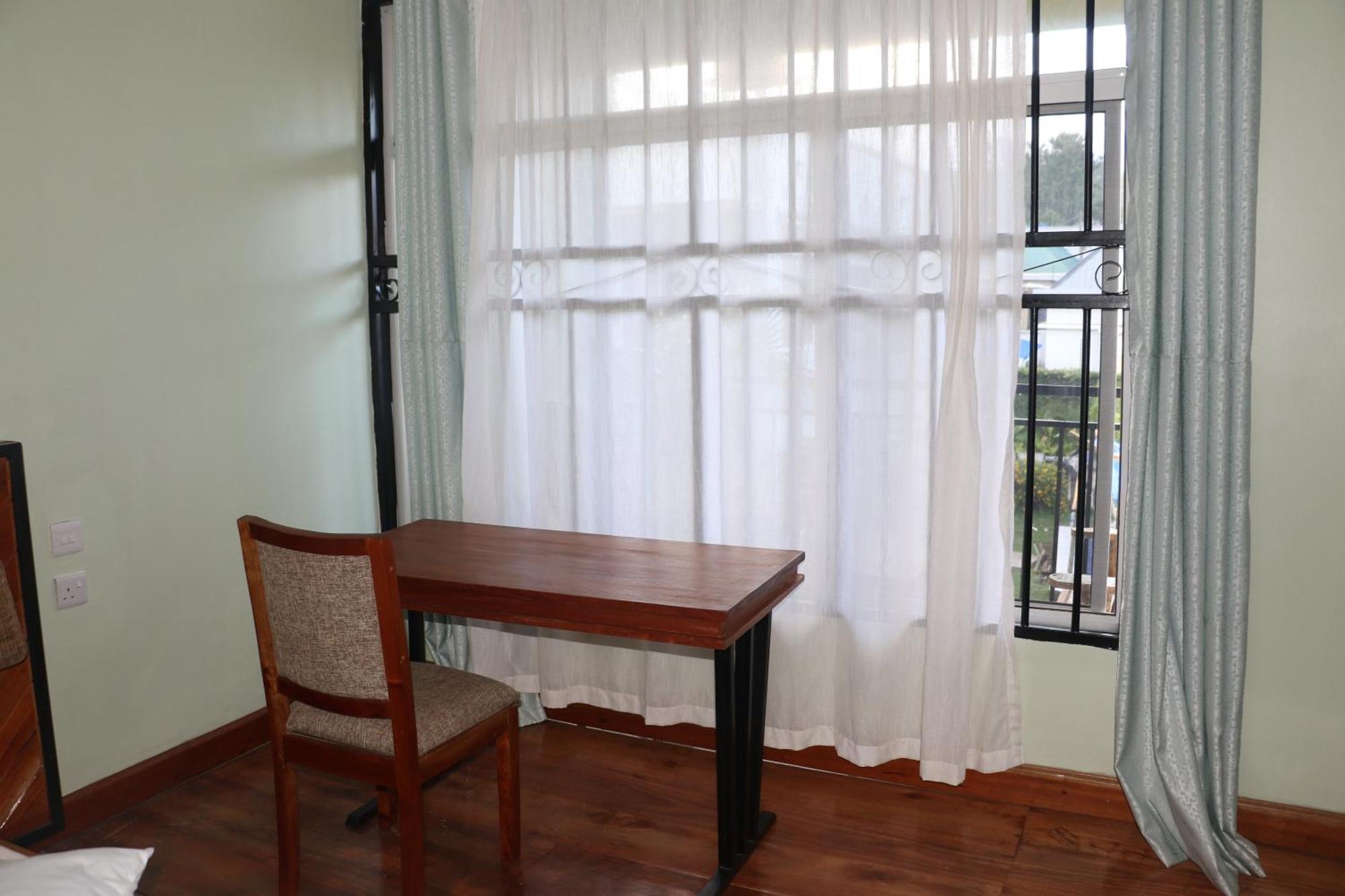 At Home Suites, Moshono Arusha Nkoanrua エクステリア 写真